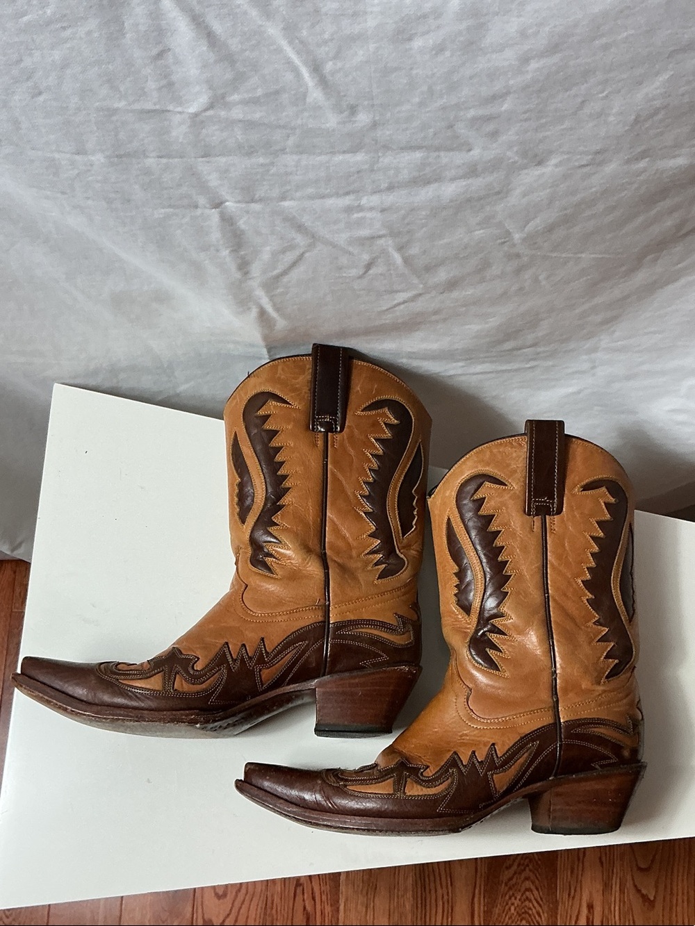Corral Two-Tone Brown Leather Western Heeled Boots - Picture 5 of 13